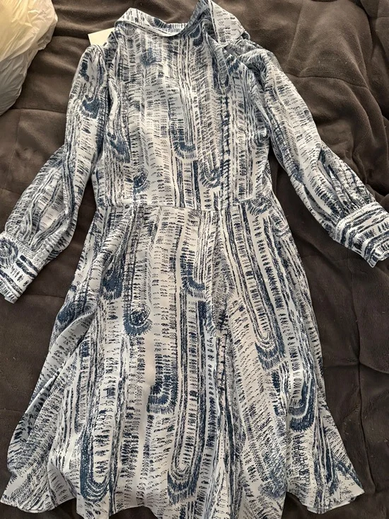 Theory 00 teal mini silk shirt dress. Light Blue Printed V-Neck Mini Dress - Picture 5 of 5